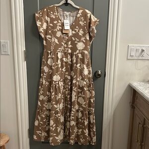 Blu Pepper Khaki and Cream Floral Midi Dress Size Medium New!